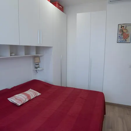 Nest In Rome