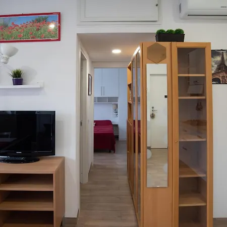 Apartment Nest In Rome